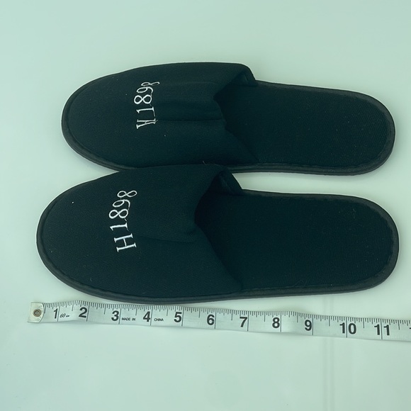 Men Slippers - Picture 3 of 7